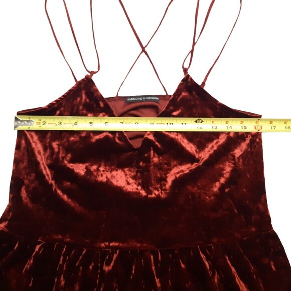 Harlowe and Graham Top Womens Juniors Medium Red Velvet Strappy Stretch Burgundy - Picture 2 of 14